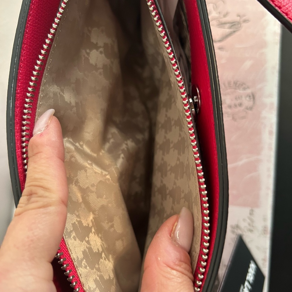 NWT Karl Lagerfeld Paris Maybelle Fuchsia Leather Crossbody Bag – Paris Charms - Picture 6 of 9